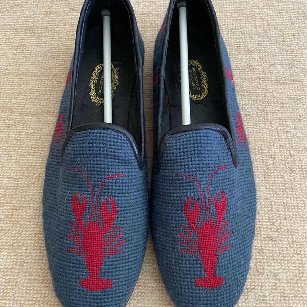 Blue and Red Stylish Flats with Lobster Embroidery